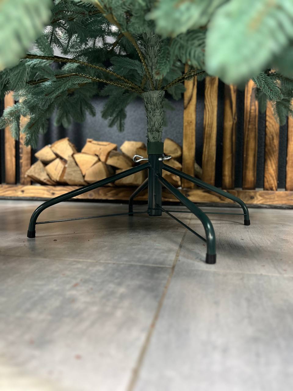 Royal blue Christmas tree on a string - 1.8 m.