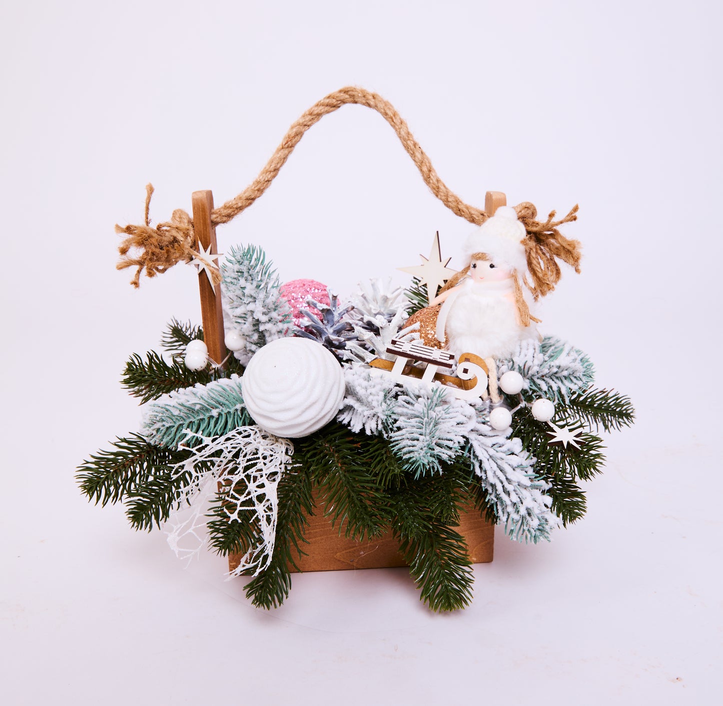 Rustic Christmas Basket Decoration – Wooden Holiday Arrangement with Snowman & Ornaments