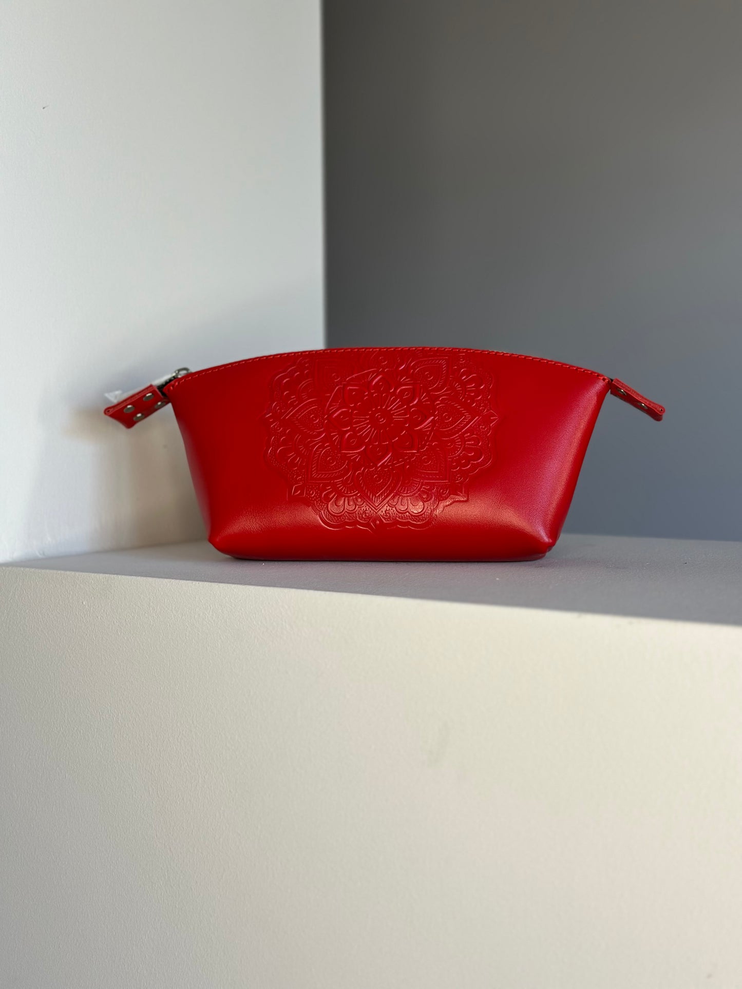 Floral leather cosmetic bag - model “Base”