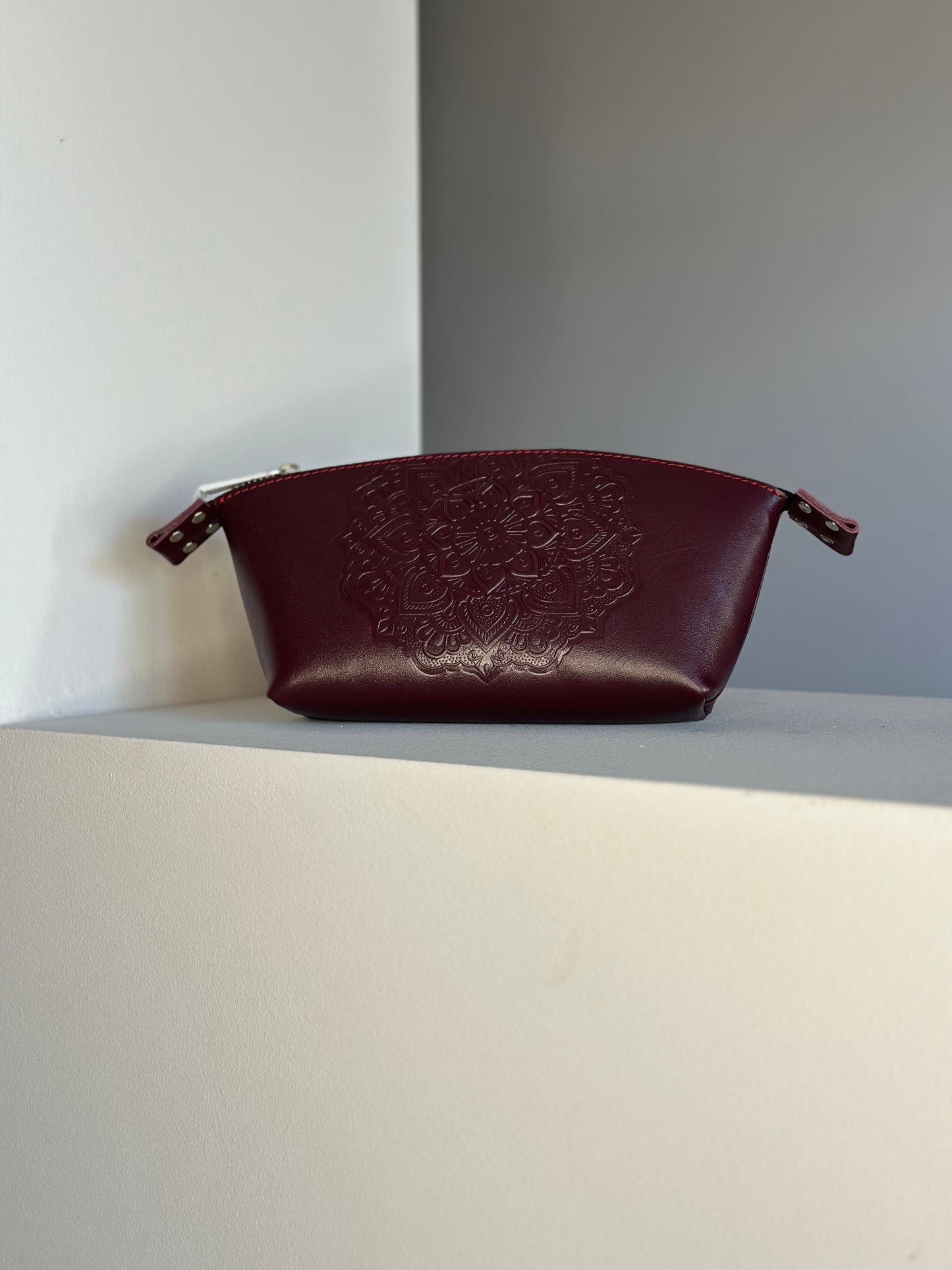 Floral leather cosmetic bag - model “Base”