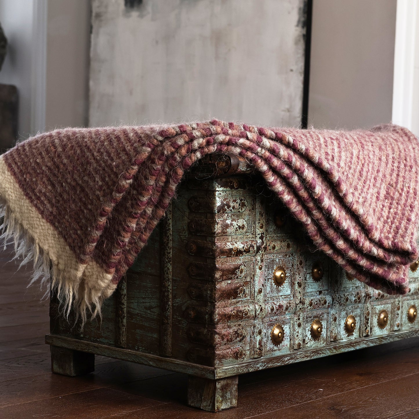 Cozy Wool Throws Pink