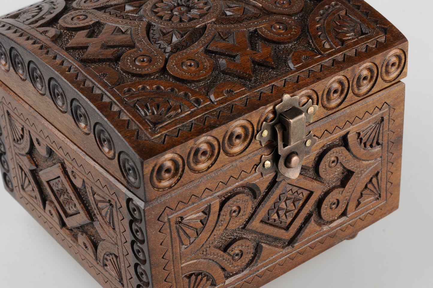 Wooden box 12x12 (033)