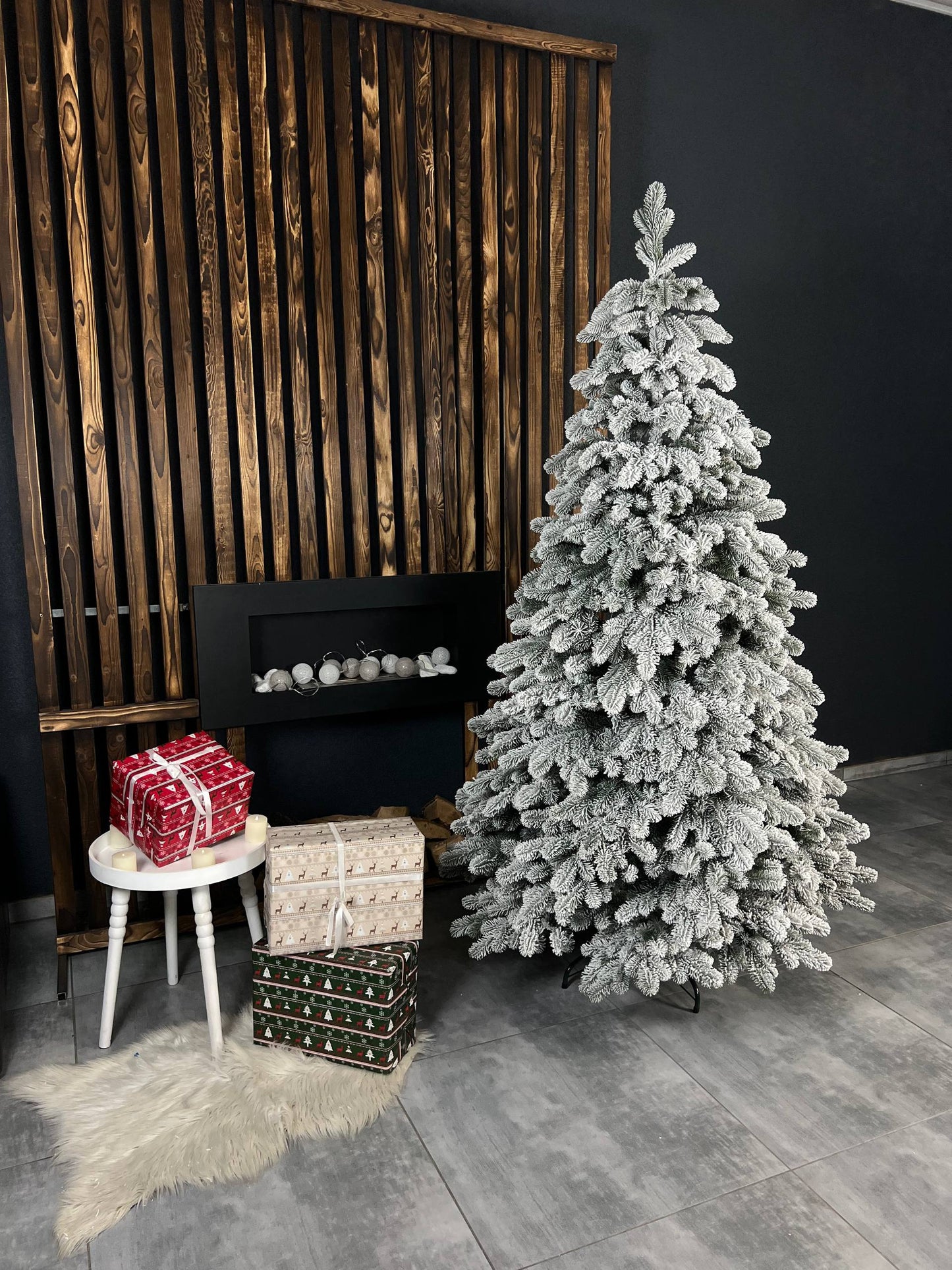 Snow-covered “Triumph” Christmas tree - 1.8 m.