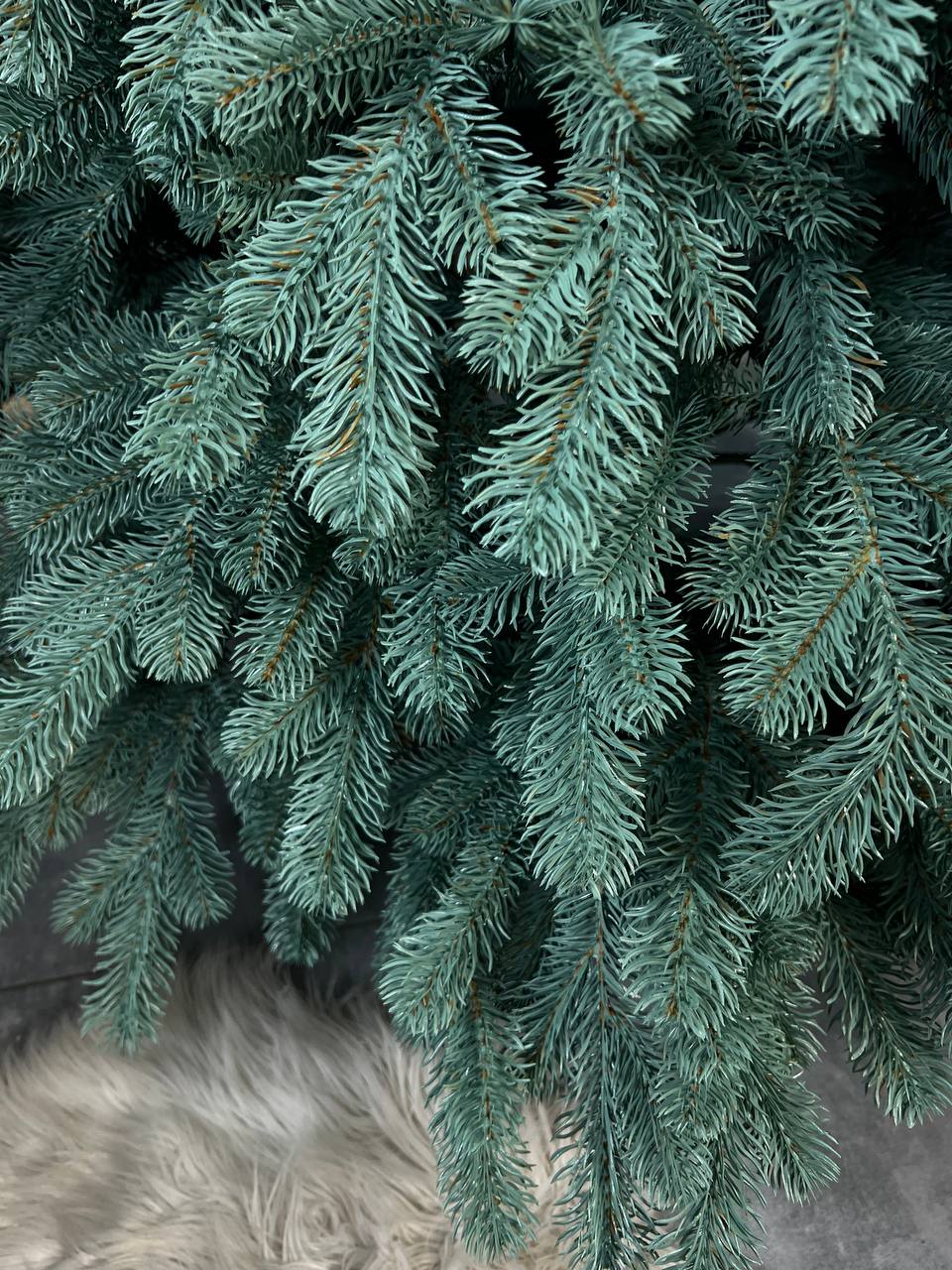 Triumph blue Christmas tree on a string - 1.8 m.