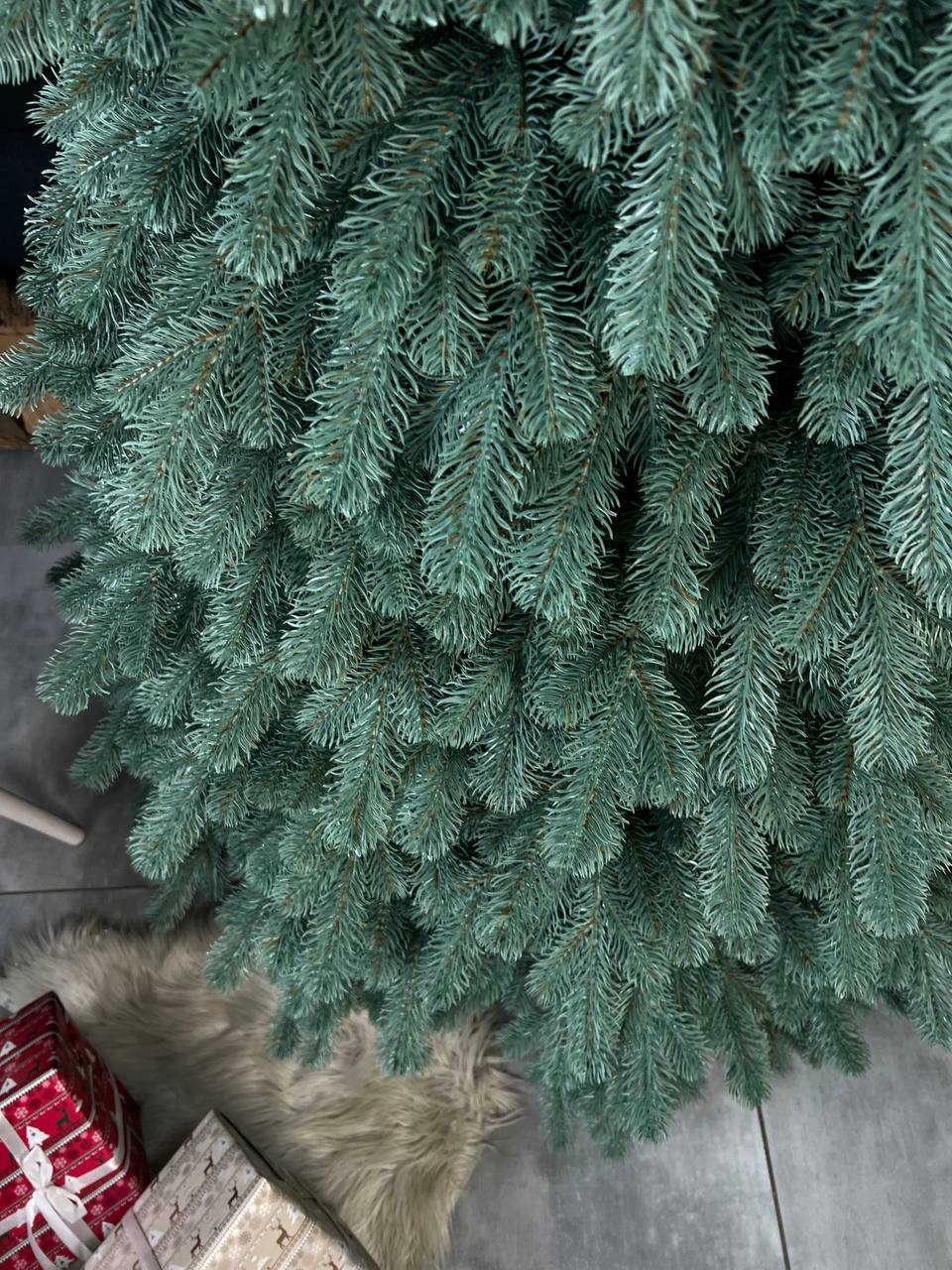 Triumph blue Christmas tree on a string - 2.1 m.